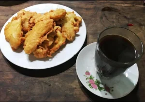 kopi dan pisang goreng